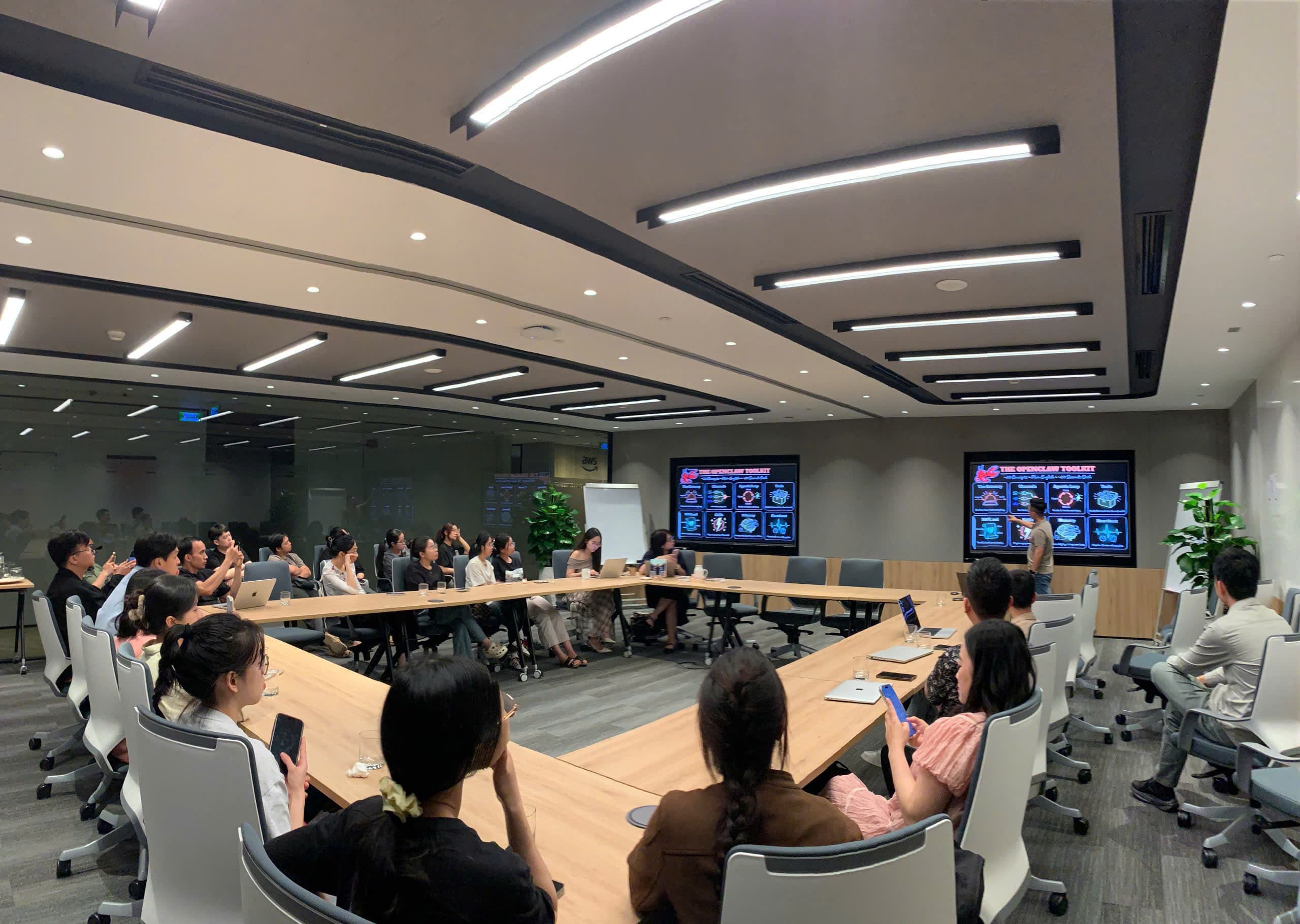 Hội trường sự kiện AI Agent